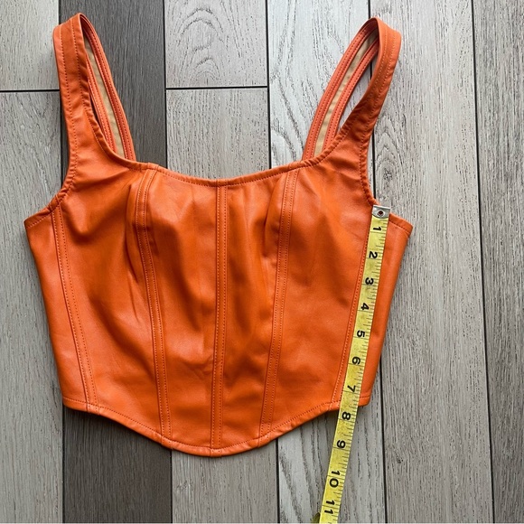 Sincerely Jules Orange Crop Top - Picture 5 of 5